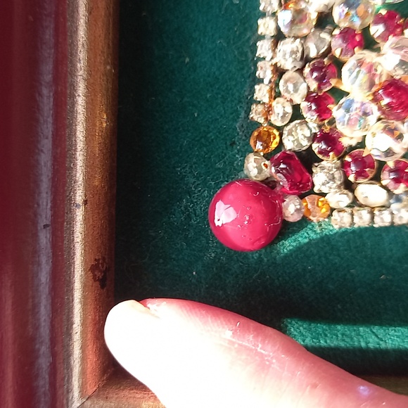 Vintage Homemade Costume Jewelery Art - Picture 6 of 7